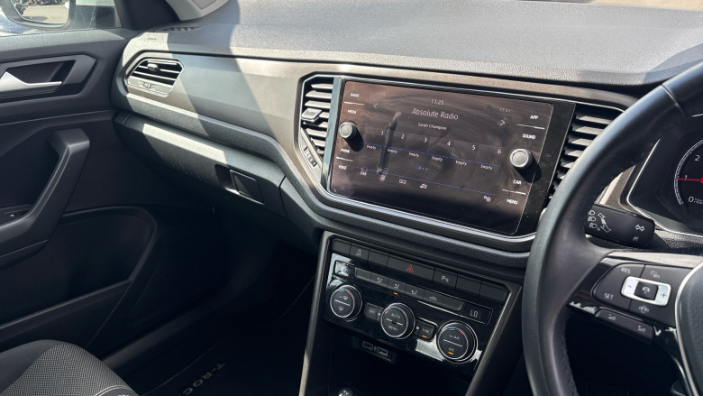 Volkswagen T-Roc 1.5 TSI EVO SE 5dr Petrol Hatchback